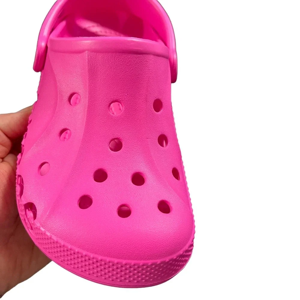 Crocs Baya Youth Girls Slip-on Clogs Size 2 (J2) Pink Water Friendly Lightweight